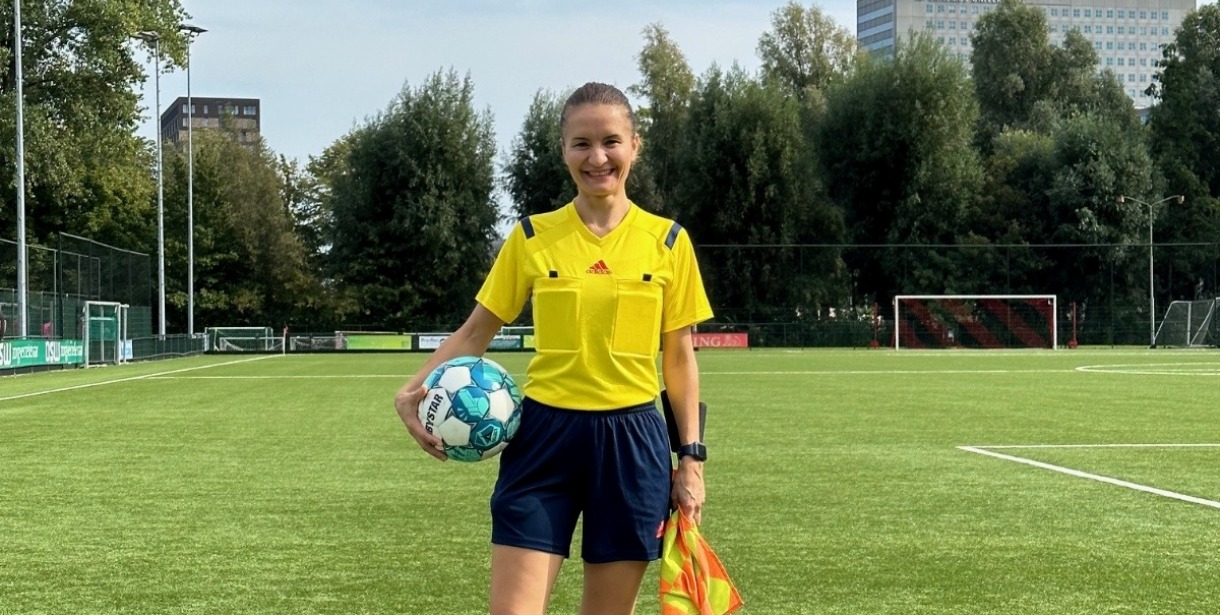 FIFA kokartlı kadın hakem Türkiye'de bir ilke imza attı