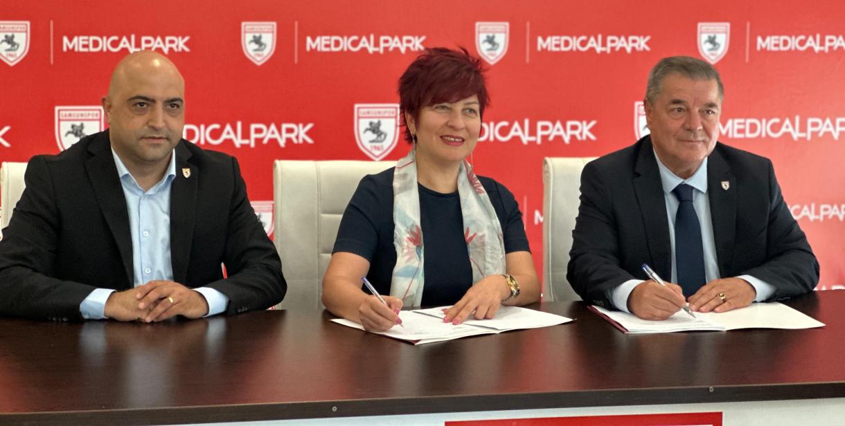 Medical Park Samsunspor kadın voleybol takımına sponsor oldu